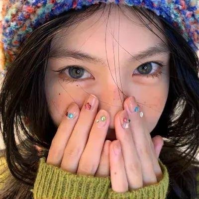 错位的青春 海报