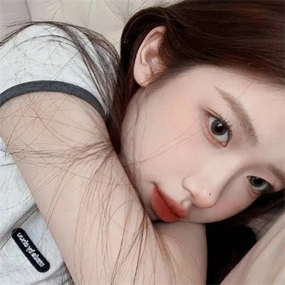 朝5晚9：帅气和尚爱上我 海报