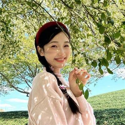 这个女配有点甜 海报