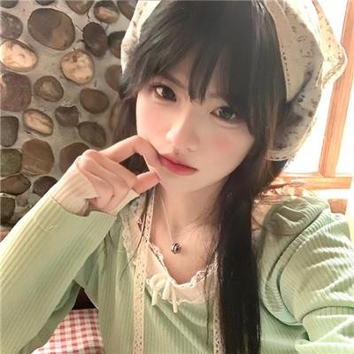 晴时多云 海报