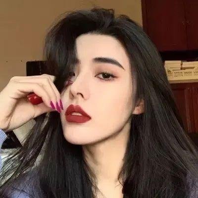 黑暗里的秘密 海报